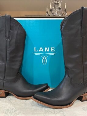 Lane Boots Emma Jane 8.5 new!